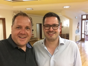 Bild: Der Kursleiter Bezirksjugendreferent Stefan Köhle und der Dirigent Hans-Peter Ulrich